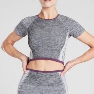 Athleta Impact Crop Tee Seamless Top  Compression Fitted Gray Purple